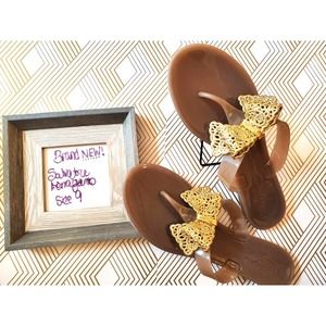 NEW-Salvatore Ferragamo Sandal, trendy lady!